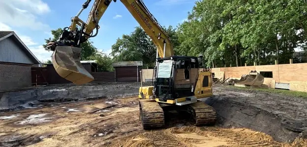 img_3825-scaled.jpg (1)